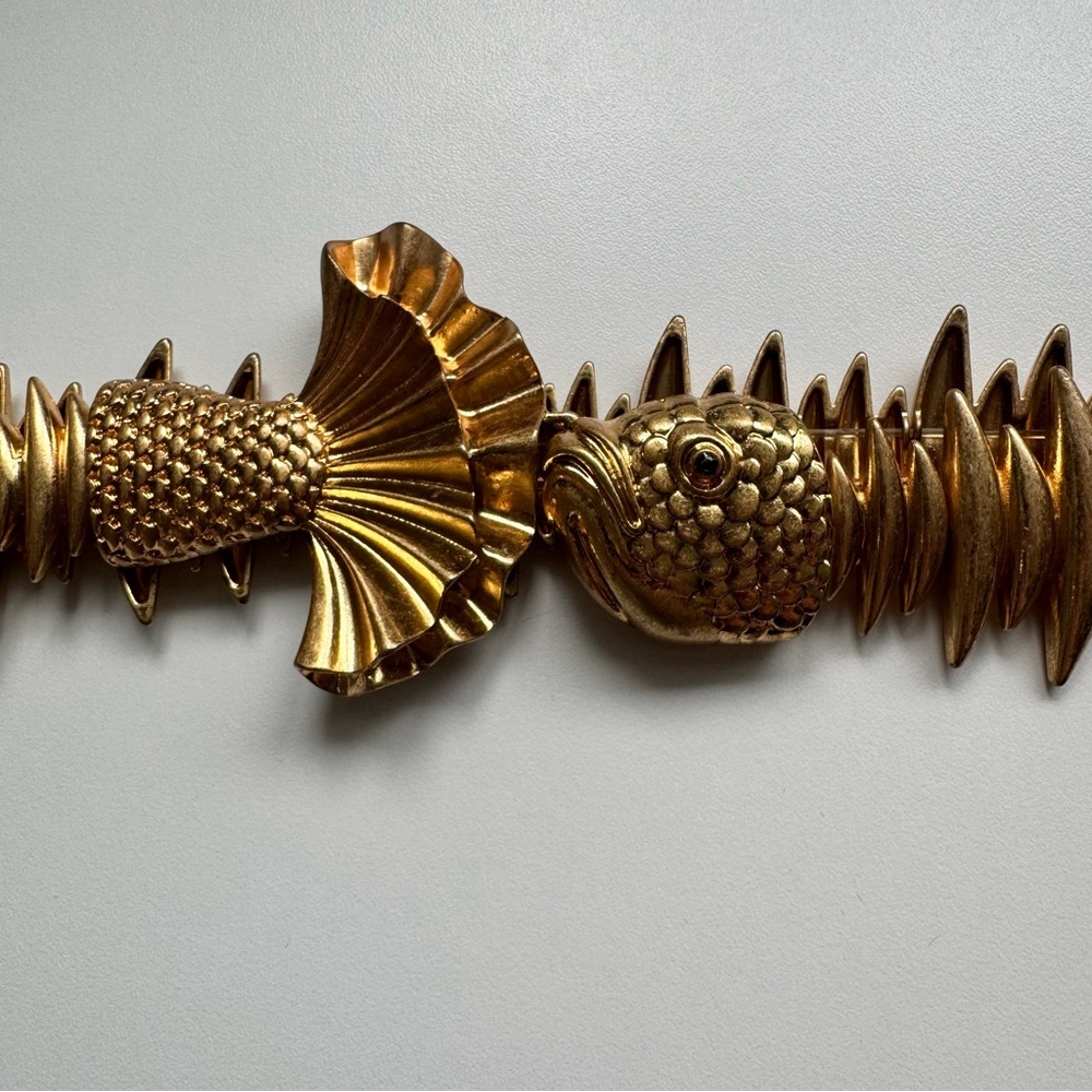 Zara Gold-Tone Fish Motif Stretchy Belt - Picture 4 of 12